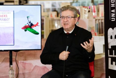 Mélenchon, sobre Le Pen: «La decisión de cesar a un cargo electo debería ser del pueblo»