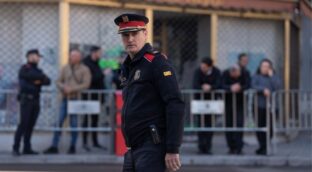 El PSOE cede a Cataluña la expulsión de extranjeros y la cogestión de las fronteras