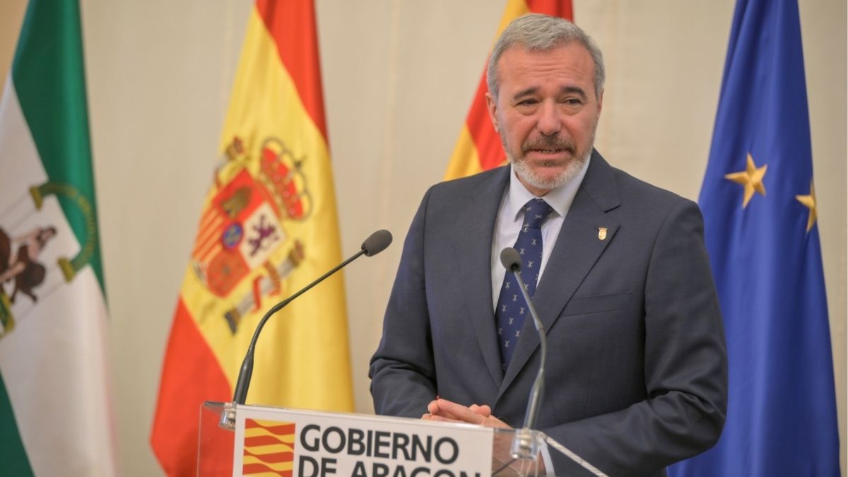 Azcón anuncia que presentará un recurso para paralizar la reubicación de menores inmigrantes