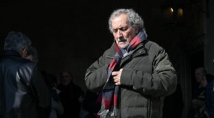 La Policía detiene al ex defensor del Pueblo en Andalucía José Chamizo por agresión sexual