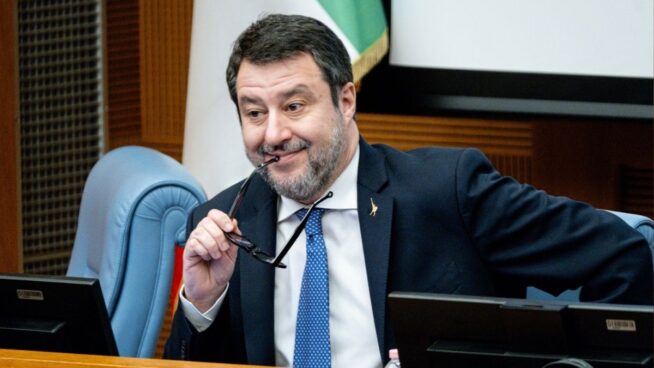La Justicia ordena a Italia indemnizar a los inmigrantes que Salvini impidió desembarcar