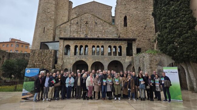 Las listas independientes en Cataluña se unen  para ganar «espacio» a los partidos políticos