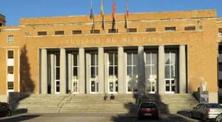 Ranking de las universidades españolas con mejores salidas laborales