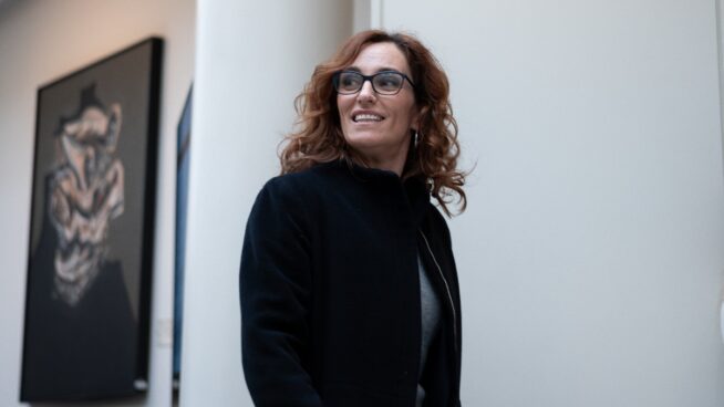 Bruselas se pronunciará el 28 de abril sobre el 'decretazo' de Mónica García contra el tabaco