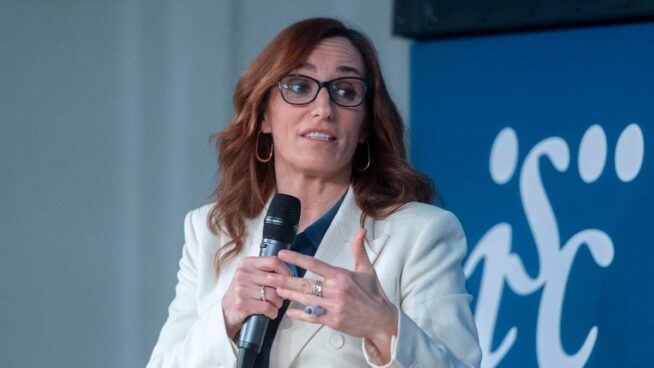 Sanidad rebaja su ley del alcohol en menores por las presiones de Hacienda e Industria 