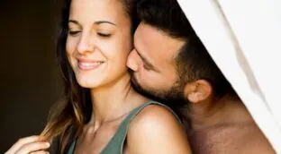 Más allá del misionero: diez posturas para orgasmos intensos y para aumentar el placer