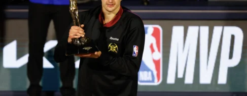 La decadencia del baloncesto USA: el MVP de la NBA lleva siete años siendo extranjero