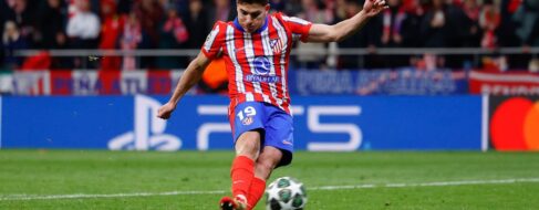 Cambian las reglas por el doble toque en el penalti de Julián Álvarez contra el Madrid