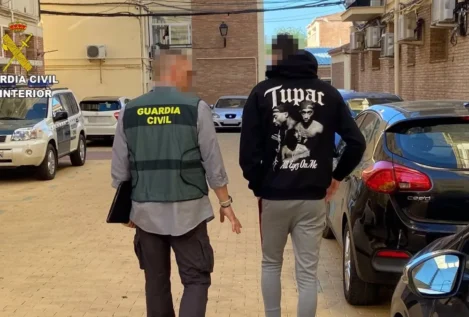La Fiscalía tacha de «hienas asesinas» a tres pandilleros que mataron a un desconocido