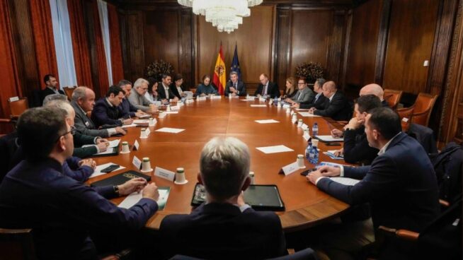 Inquietud en el Congreso por el plan del PP para frenar la cesión de inmigración a Cataluña
