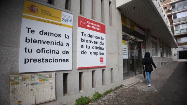 Los parados que cobren prestaciones por error pueden quedárselas si es inferior a 18 euros