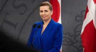 La primera ministra de Dinamarca viajará a Groenlandia mientras crece el interés de EEUU