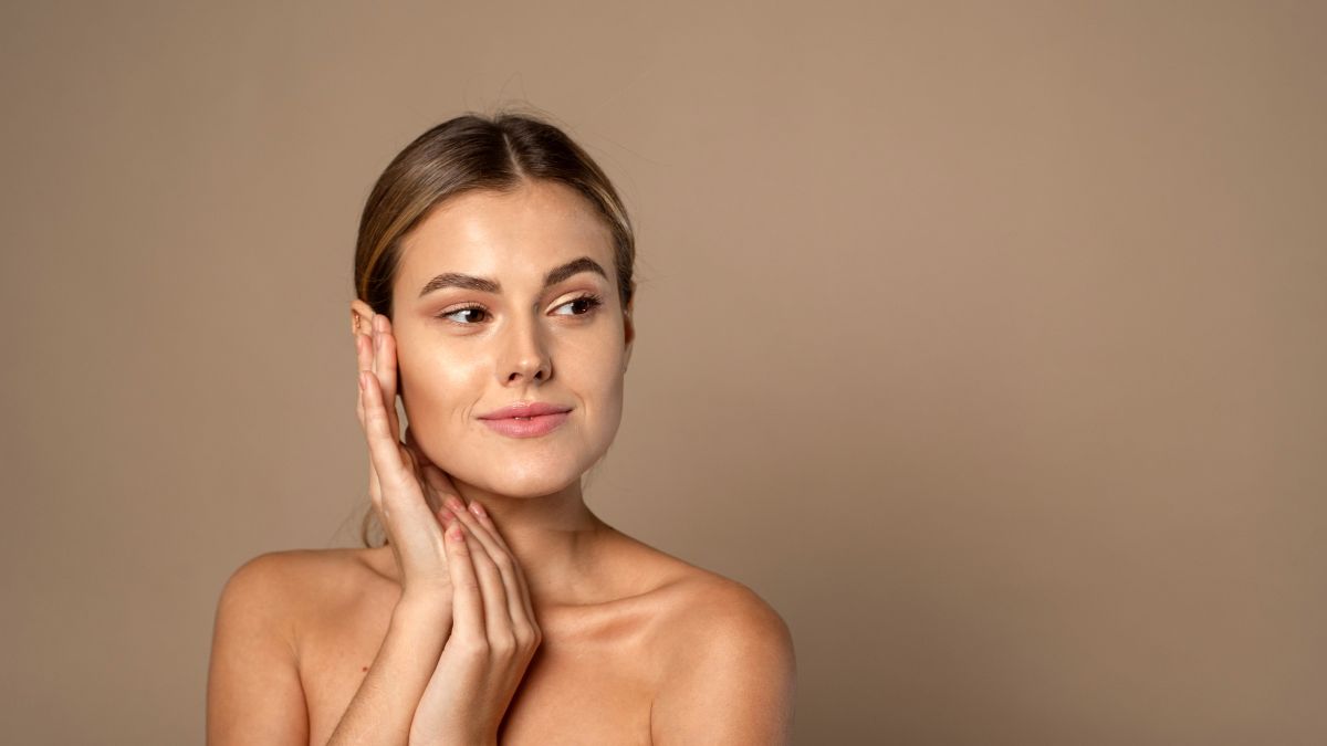 Ni crema de día ni contorno de ojos: este es el producto clave para tu rutina de mañana