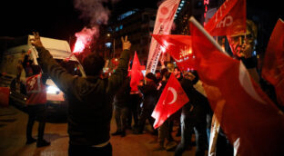 Más de 340 detenidos en Turquía por las protestas contra el arresto del alcalde de Estambul