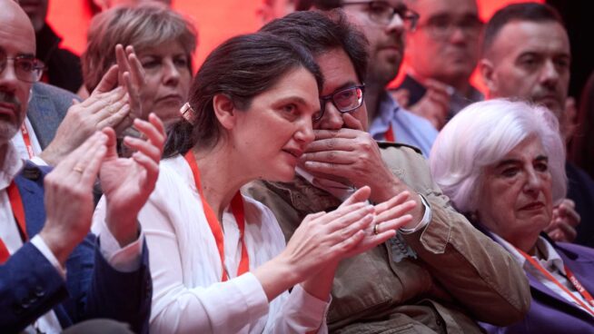 El juez exime a la 'dos' del PSOE de Madrid de la filtración del novio de Ayuso, pero ve «fisuras»