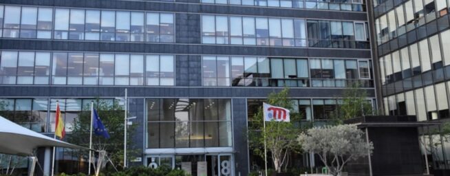 La Agencia de Medicamentos no encuentra banco para pagar la nómina de sus empleados