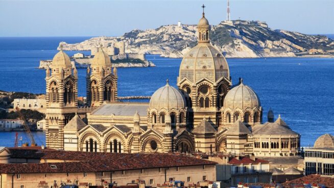 Semana Santa 2025: los tres vuelos más baratos desde Madrid para tus vacaciones