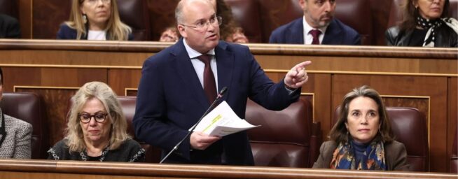 El Congreso pide el despliegue «inmediato» de agentes de Frontex en la ruta canaria