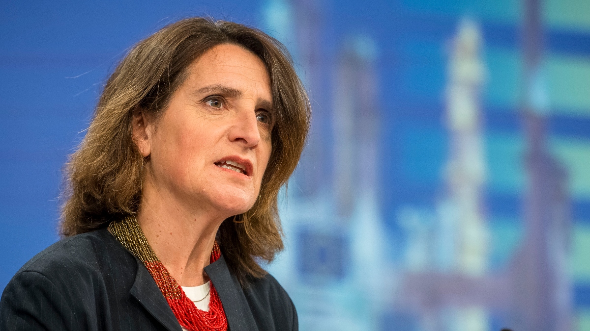 La Guardia Civil desmiente al Gobierno: Teresa Ribera favoreció a la trama de los hidrocarburos