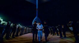 Venezuela llama «crímenes de lesa humanidad» a los traslados de venezolanos a El Salvador