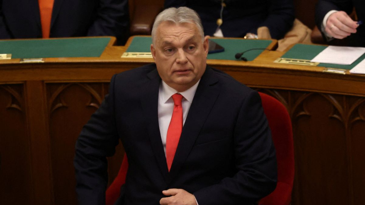 Orbán acusa a los líderes europeos de querer prolongar la guerra de Ucrania
