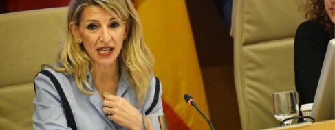 El número de parados apenas ha bajado en términos reales en los últimos cinco años