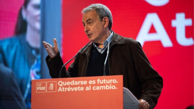El PSOE denuncia una «grave invasión de la intimidad» de Zapatero: «Es una cacería»