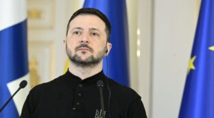 Zelenski mantiene su oferta de alto el fuego parcial y pide a Rusia «una respuesta clara»