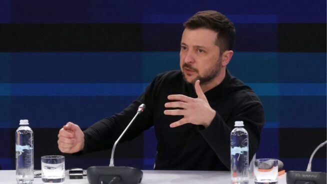 Trump y Zelenski hablan en La Haya de las perspectivas de alto el fuego en Ucrania