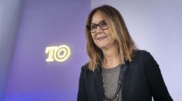 María Dueñas: «Las noticias de los periódicos dan para doce novelas cada día»