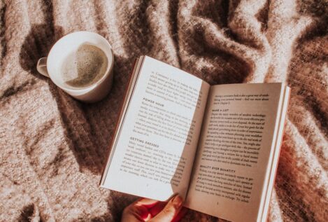 Por qué leer cambia tu cerebro: beneficios que transforman tu vida personal y profesional