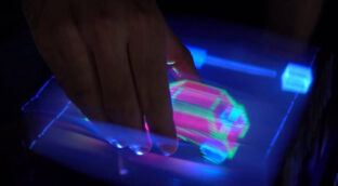 Desarrollan hologramas que se pueden coger y manipular