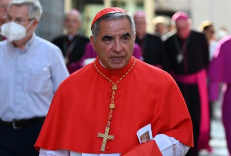Francisco dejó dos cartas oponiéndose a la participación de un cardenal en el cónclave