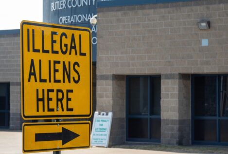 Una jueza federal exige a Trump la ubicación del inmigrante deportado por error a El Salvador