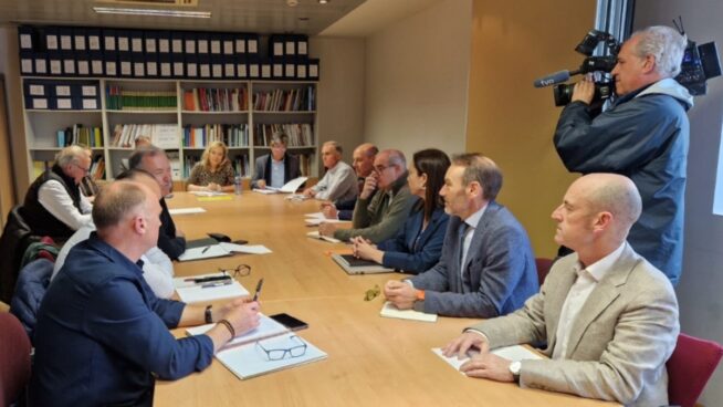 El Gobierno asturiano asume con «máximo respeto» la comisión por el accidente de la mina