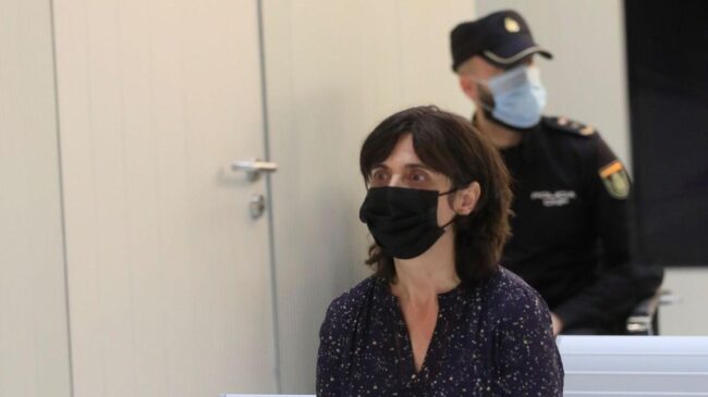 La Audiencia absuelve a una exjefa de ETA de colocar una bomba en el aeropuerto de Alicante