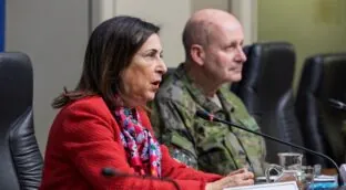 Defensa anula la orden en la que prescindía de los reservistas al tratarse de «un error»