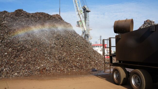 Bruselas sopesa imponer restricciones a la exportación de chatarra