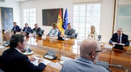 Sánchez traslada a sindicatos y patronales los posibles planes frente a los aranceles de Trump