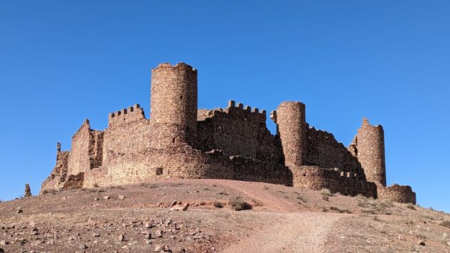 Se derrumba la torre musulmana más emblemática del castillo Almonacid de Toledo
