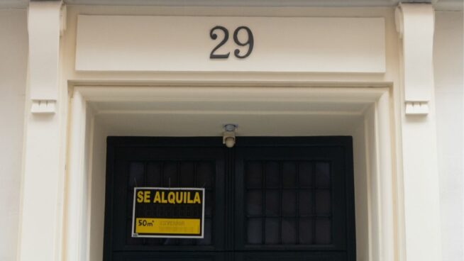 Los alquileres a revisar con el índice del INE suavizaron su subida en marzo al 1,98%