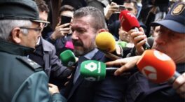 El exnúmero dos de Emergencias valenciano, recibido en el juzgado con sonidos del ES Alert