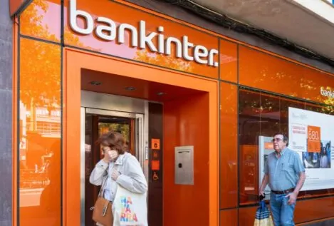 Bankinter da otro gran salto en Valencia y Cataluña en plena opa de BBVA al Sabadell