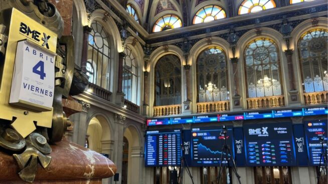 El Ibex 35 cae un 5% arrastrado por la banca tras la debacle de Wall Street por los aranceles