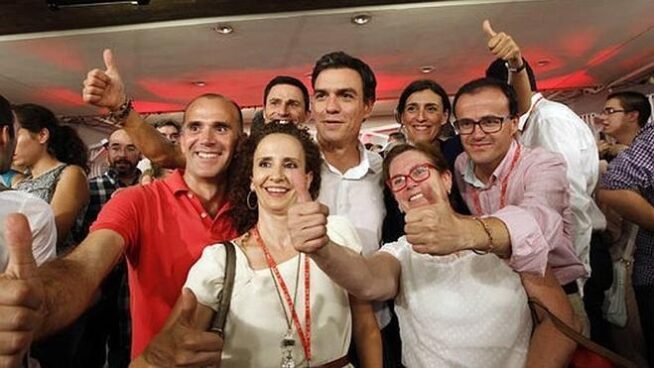La consejera 'nuclear' del PSOE sin formación en energía apoyó a Sánchez en las primarias