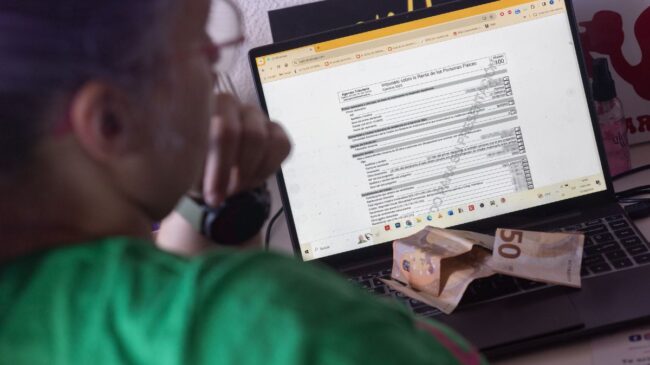 Los requisitos para que Hacienda te devuelva 900 euros en la Declaración de la Renta