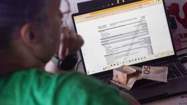 Los requisitos para que Hacienda te devuelva 900 euros en la Declaración de la Renta