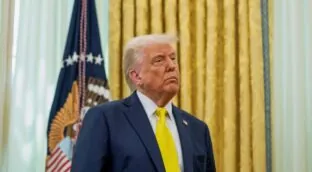 Harvard demanda a la Administración Trump tras congelarle los fondos