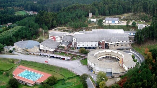 Cierra la emblemática fábrica de Sargadelos en Galicia por la «ingente normativa vigente»