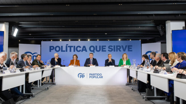 El PP propone un decálogo al Gobierno para rebajar la factura de la luz en 15.200 millones